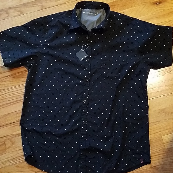 Airwalk Other - NWT Airwalk Shirt